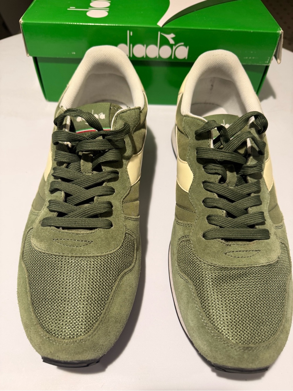 Diadora Olive Green and Cream Men's Sneakers